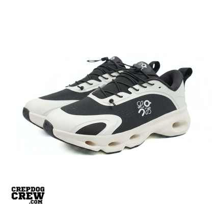 ON Running Cloudsolo Loewe Black Eggshell