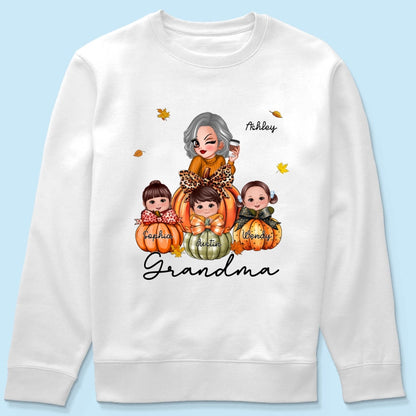 Grandma Mom Kids On Pumpkin Personalized Shirt, Fall Season Gift For Mom Grandma